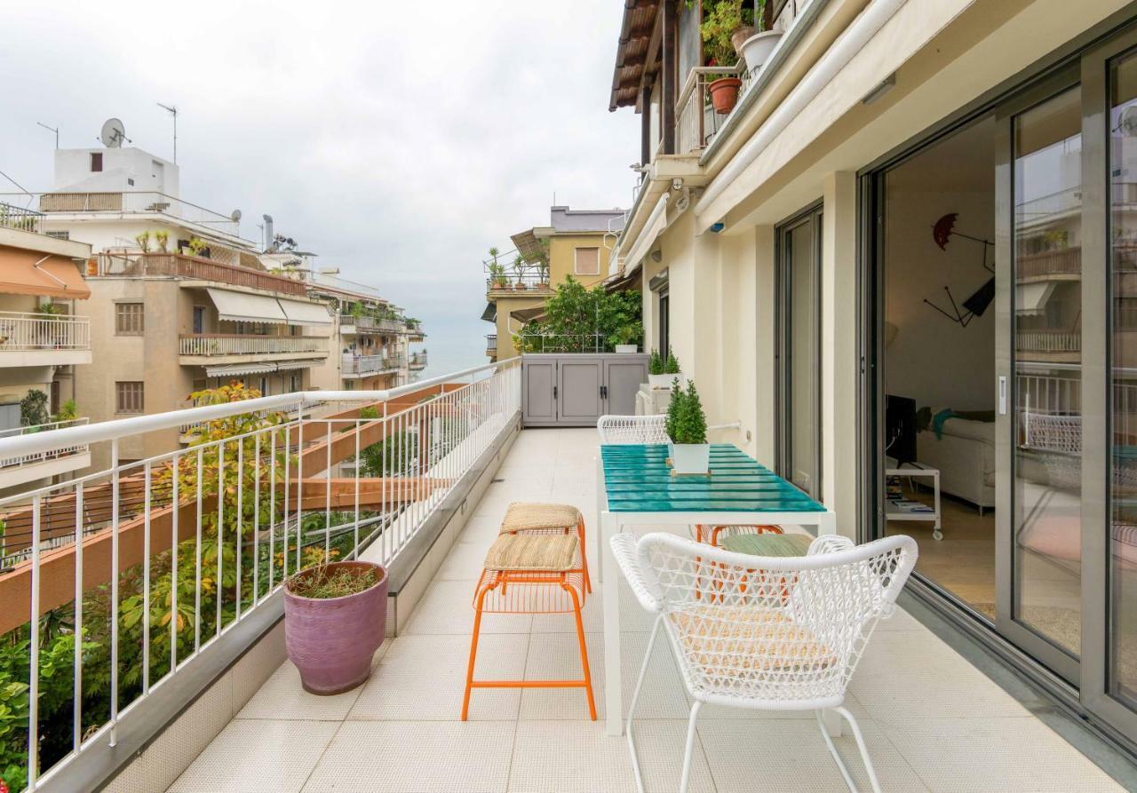 Stylish 3-Bedroom Apartment & Terrace Thessaloníki Exteriör bild