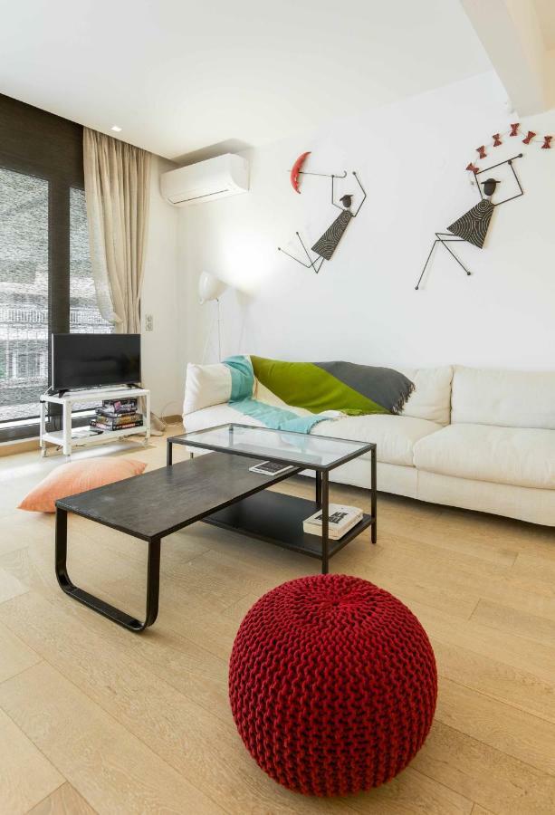Stylish 3-Bedroom Apartment & Terrace Thessaloníki Exteriör bild