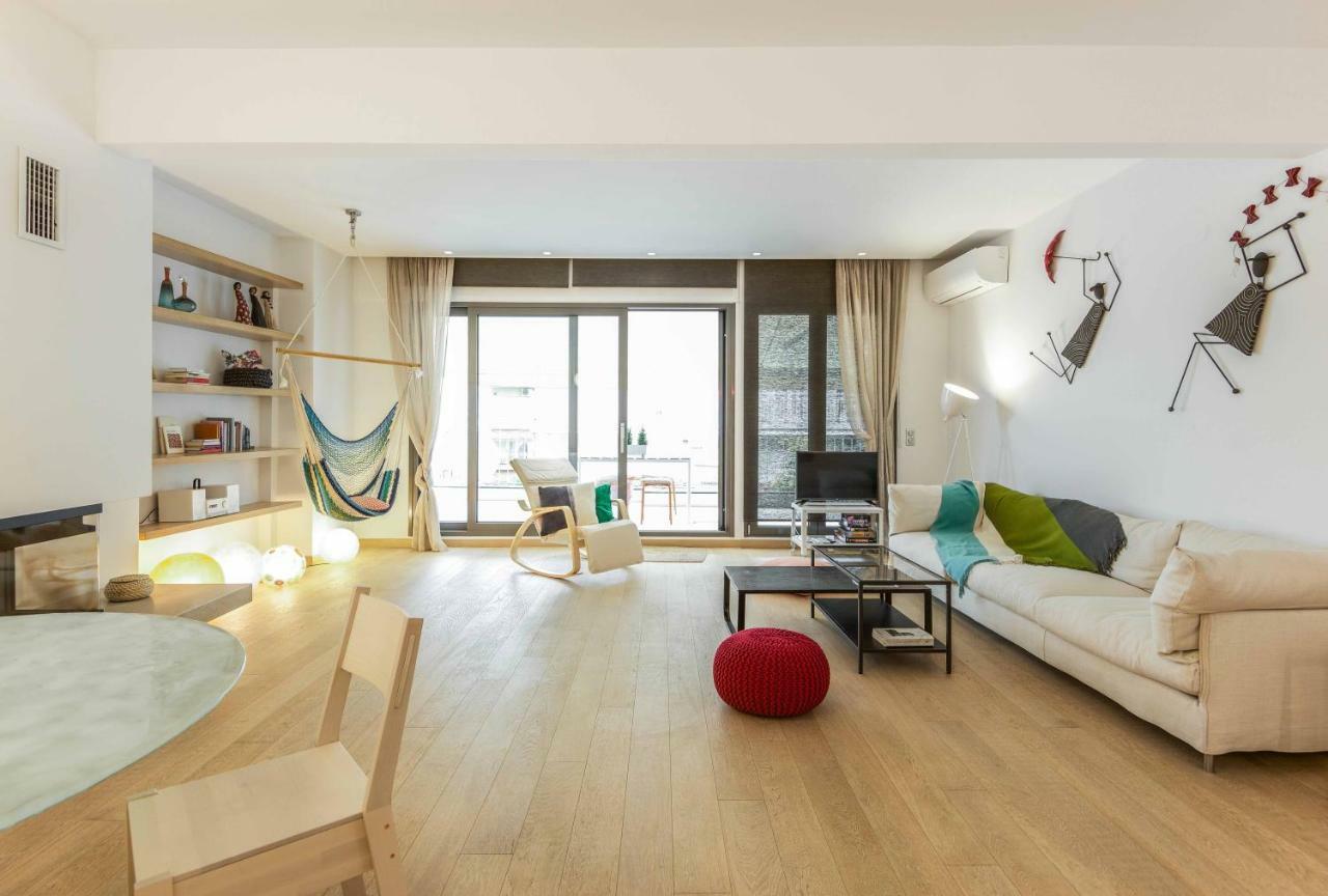 Stylish 3-Bedroom Apartment & Terrace Thessaloníki Exteriör bild
