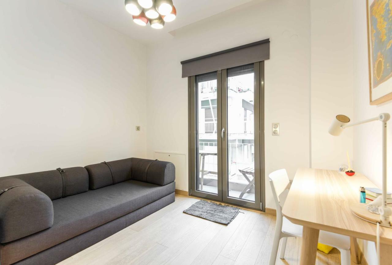 Stylish 3-Bedroom Apartment & Terrace Thessaloníki Exteriör bild
